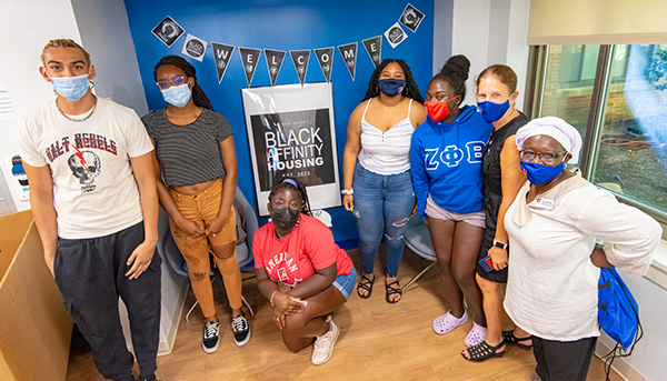 Students welcomed into AU's affinity housing